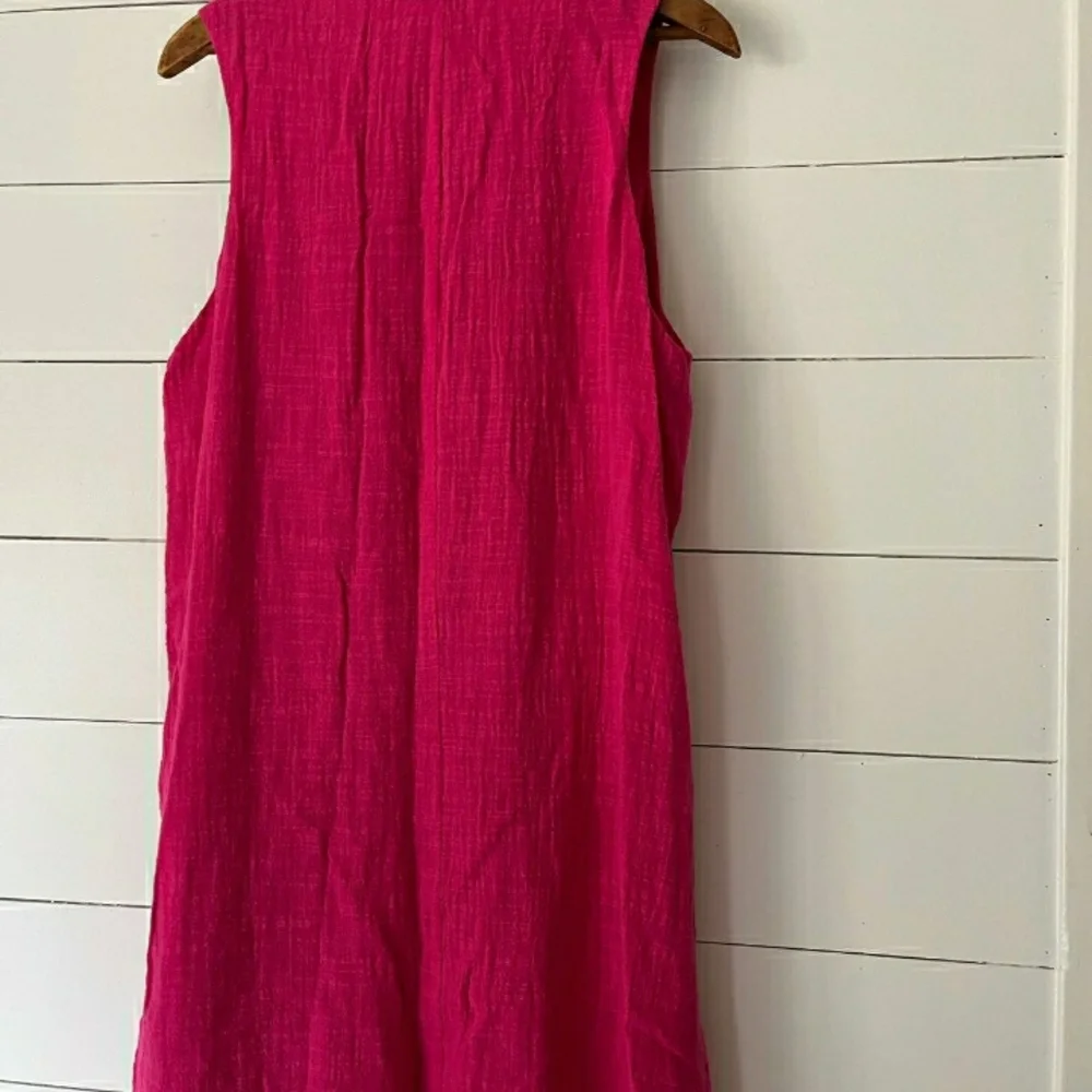 Embroidered Pink Sleeveless Dress - Picture 3 of 8